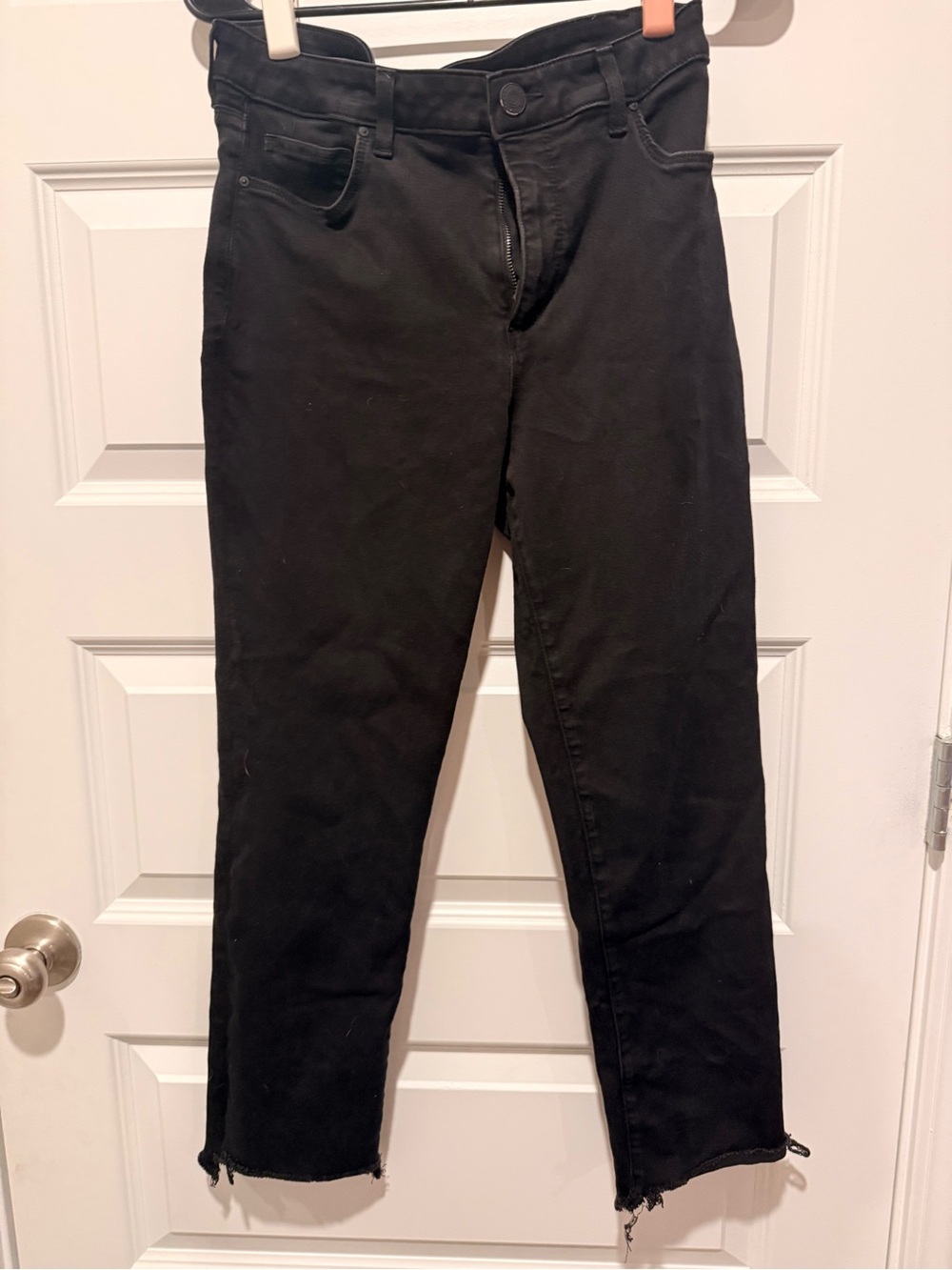 Kut from the Kloth Black Cropped Slim Straight Jeans
